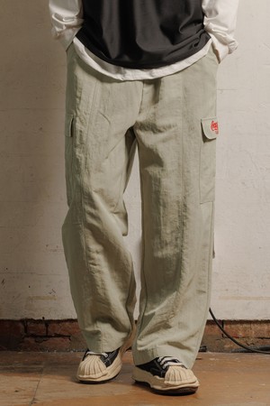 코카-콜라 : Stitch Cargo Pants 베이지