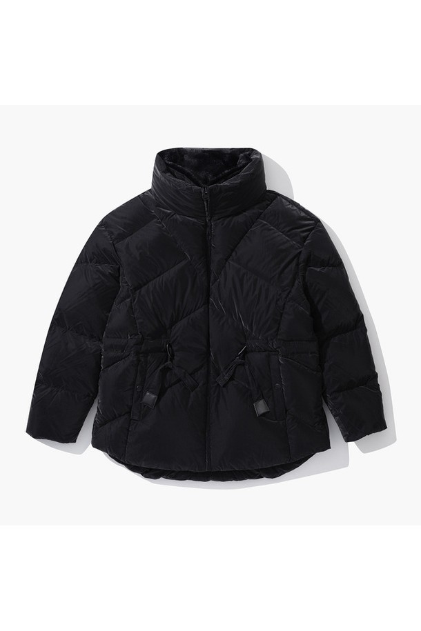 여성 풀집업 허리스트링 롱다운 점퍼 (GO422LDJO5)는 스포티한 스타일의 여성 롱다운 점퍼입니다. 겨울철 보온성을 책임지는 두꺼운 두께감과 거위 솜털 충전재를 사용하여 따뜻하게 착용할 수 있습니다. 허리 스트링 디테일로 여성스러운 실루엣을 연출하며, 골프 및 일상복으로 활용 가능합니다. 블랙(BLCK), 제이그린(JGRN) 두 가지 색상으로 출시되었으며, 롱 기장에 집업 여밈 방식과 긴 소매 디자인으로 제작되었습니다. 나일론, 울, 아크릴, 폴리에스터, 폴리우레탄 등 다양한 소재를 사용하여 편안한 착용감을 선사합니다.
