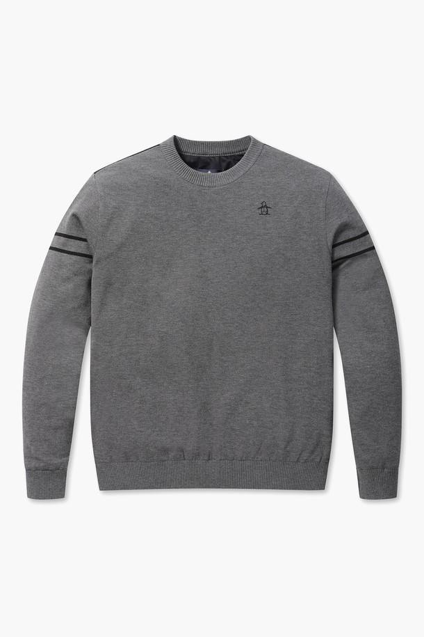 남성 소매 포인트 라운드 방풍 스웨터 차콜그레이(MP421MSWO3)는 가을, 겨울 시즌에 골프 및 일상용으로 적합한 스포티하고 미니멀한 스타일의 스웨터입니다. 멜란지 원사를 사용하여 부드러운 촉감과 두꺼운 두께로 보온성을 높였으며, 방풍 기능으로 활동성을 더했습니다. 라운드넥에 긴소매, 레귤러핏 디자인으로 편안한 착용감을 제공합니다. 경량 기능성 원사를 사용하여 활동적인 움직임에도 부담 없이 즐길 수 있으며, 차콜그레이 색상의 무지 패턴으로 어떤 스타일에도 쉽게 매치할 수 있습니다. 무소음 안감 처리를 통해 더욱 쾌적하게 착용 가능합니다.
