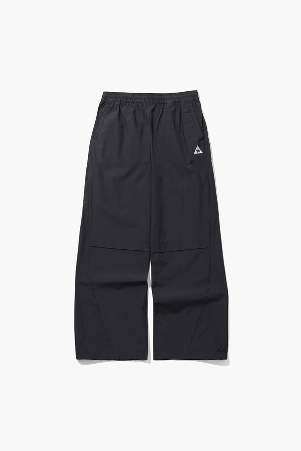 le coq sportif - 롱/미디팬츠 - PROUD 퍼텍스 스트레이트 팬츠 - 블랙(QQ123LPT21)