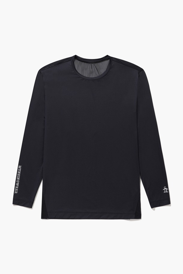 남성 냉감 라운드 베이스레이어 블랙(MQ221MIN41)는 시원한 여름철 골프 라운딩과 일상에서 스포티한 스타일을 연출할 수 있는 남성용 베이스레이어입니다. 나일론과 폴리우레탄 혼방 소재로 제작되어 부드러운 촉감과 뛰어난 냉감 기능을 제공합니다. 레귤러 핏의 긴 소매 라운드넥 디자인으로, 활동적인 움직임에도 편안함을 선사합니다. 무지 패턴의 블랙 컬러로 어떤 스타일에도 쉽게 매치할 수 있으며, 기능성 스포츠웨어로 활용하기 좋습니다. 얇은 두께감으로 쾌적함을 유지하며, 미니멀한 디자인이 특징입니다.
