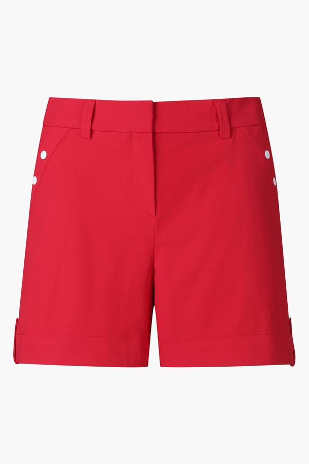 여성 버뮤다 숏팬츠 (DP22WFSP52)는 여름 시즌, 골프 및 스포츠 활동에 적합한 레귤러핏 반바지입니다. 가볍고 얇은 두께의 폴리에스터 및 폴리우레탄 혼방 소재로 제작되어 편안한 착용감을 제공합니다. 무지 디자인에 BWTG, RRDG 두 가지 컬러로 출시되었으며, 스포티, 캐주얼, 미니멀 스타일을 연출할 수 있습니다. XS, S, M, L 사이즈로 만나볼 수 있으며, 2024년 03월 베트남에서 제조되었습니다. 휴가룩, 여름 바캉스룩에도 활용하기 좋습니다.
