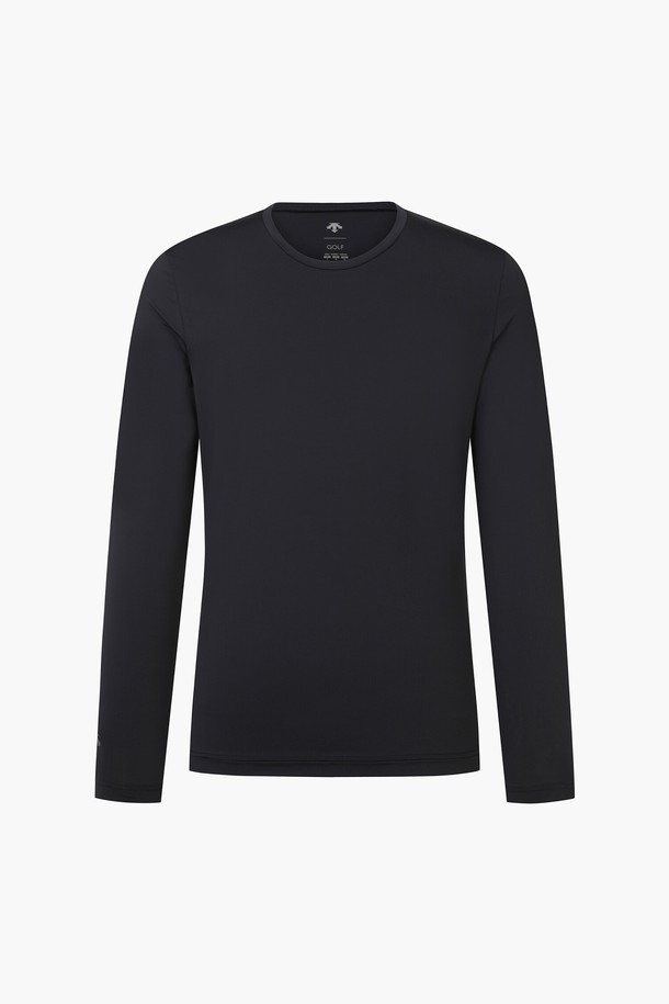 남성 라운드넥 냉감 베이스레이어 (DP22MFIN42)는 시원하고 활동적인 골프룩을 위한 필수 아이템입니다. 부드러운 나일론과 폴리우레탄 혼방 소재로 제작되어 얇고 시원한 착용감을 제공하며, 냉감 터치 기능으로 쾌적함을 유지합니다. 자외선 차단 기능까지 갖춰 여름철 야외 활동 시 피부를 보호해줍니다. 심플한 무지 디자인에 긴 소매 라운드넥 스타일로 스포티한 매력을 더했습니다.
