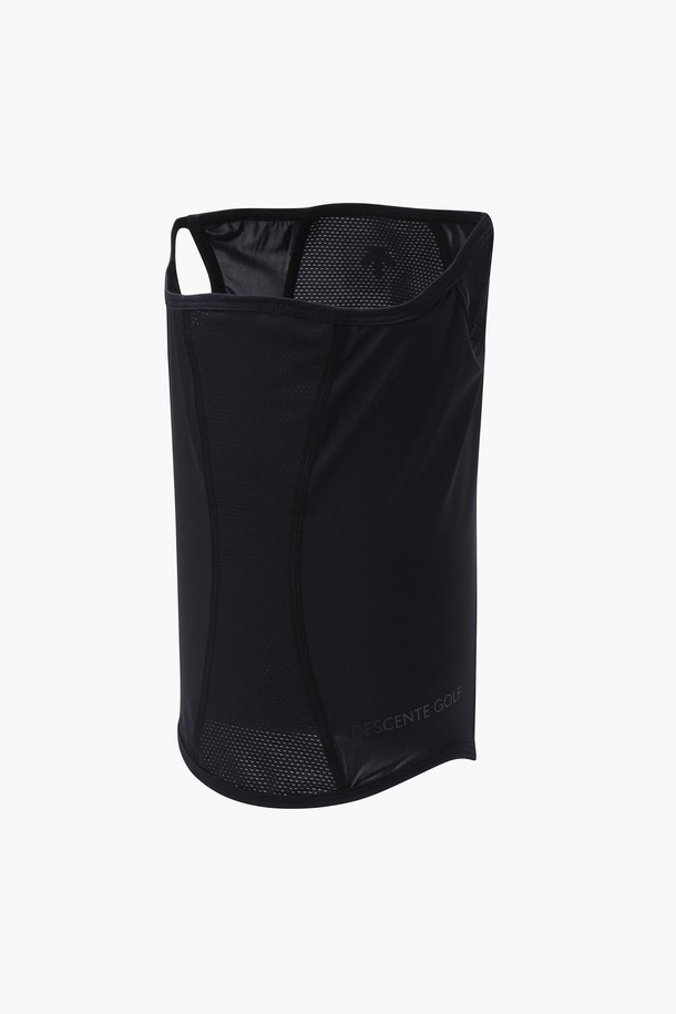 남녀공용 냉감 버프 (DP22MFCM42)는 시원한 여름철 골프 활동에 적합한 버프입니다. 나일론, 폴리우레탄, 폴리에스터 혼방 소재로 제작되어 부드러운 촉감과 통기성을 제공합니다. 무지 디자인에 얇은 두께로 제작되어 편안한 착용감을 선사하며, 스판 메쉬 소재를 사용하여 활동성을 높였습니다. 블랙, 블랙그레이 두 가지 색상으로 제공되며, 냉감 기능이 있어 쾌적한 라운딩을 돕습니다.
