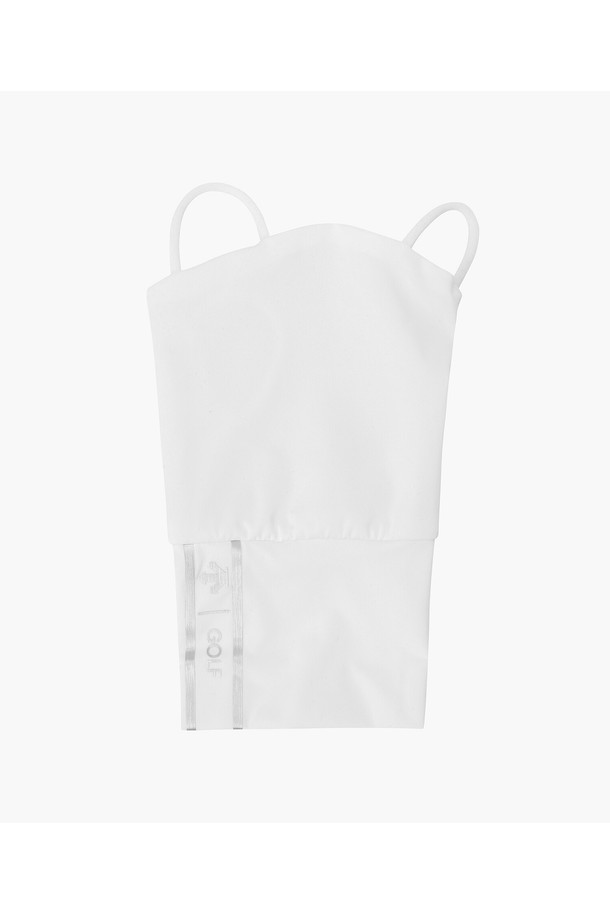 남성용 냉감 손등 덮개 (DP22MFCM41)는 시원한 착용감과 자외선 차단 기능을 제공하여 여름철 골프 라운딩에 최적화된 제품입니다. 나일론, 폴리에스터, 폴리우레탄 혼방 소재로 제작되어 얇고 시원하며, 손등을 보호해 줍니다. 미니멀하고 스포티한 디자인으로 골프룩 또는 휴가룩에 잘 어울리며, 블랙, 화이트 두 가지 색상으로 출시되었습니다.
