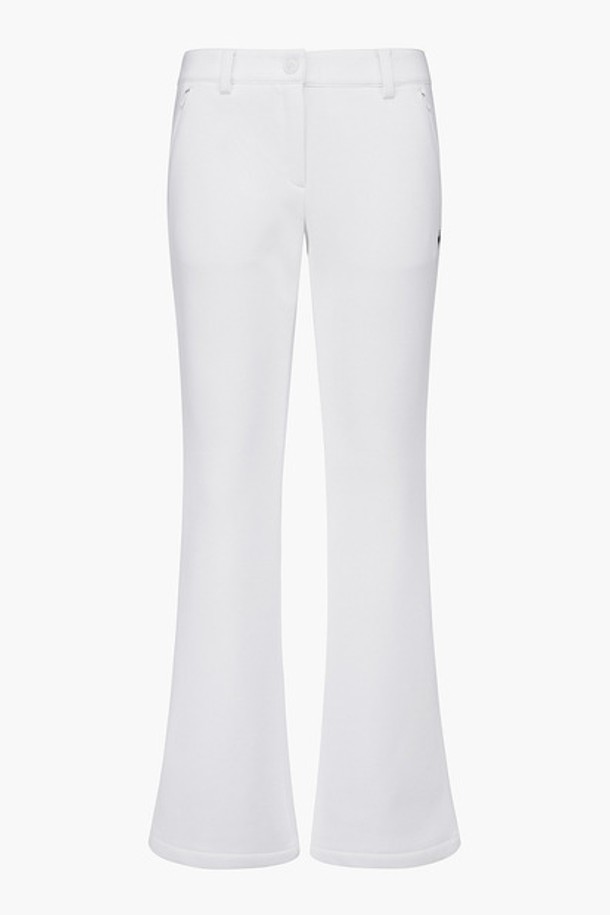 **여성 기본 본딩 부츠컷 팬츠 (GP422LPTO2)**는 겨울 시즌, 골프 및 일상에서 모두 활용 가능한 여성용 바지입니다. 블랙, 화이트, 다크 그린 세 가지 색상으로 출시되었으며, 베이직한 스타일과 클래식, 미니멀 무드를 연출합니다. 보온성을 높여주는 두꺼운 두께감과 부드러운 촉감의 본딩 소재를 사용하여 편안한 착용감을 선사합니다. 레귤러핏 부츠컷 디자인에 밴딩 처리하여 활동성을 더했으며, 올림 실루엣으로 다리가 길어 보이는 효과를 줍니다.
