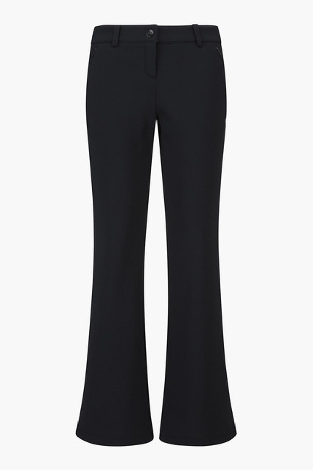 여성 기본 본딩 부츠컷 팬츠 (GP422LPTO2)는 골프, 일상 등 다양한 TPO에 활용 가능한 여성용 바지입니다. 블랙, 다크그린, 화이트 세 가지 색상으로 출시되었으며, 가을, 겨울에 적합한 두꺼운 두께감의 긴 기장 바지입니다. 부드러운 촉감의 나일론, 폴리에스터, 폴리우레탄 혼방 소재로 제작되었으며, 슬림핏 부츠컷 디자인으로 실루엣을 강조합니다. 안감은 본딩 처리되어 보온성을 높였으며, 허리 밴딩으로 편안한 착용감을 제공합니다. 클래식, 미니멀, 시크 스타일을 즐기는 분들께 추천합니다.
