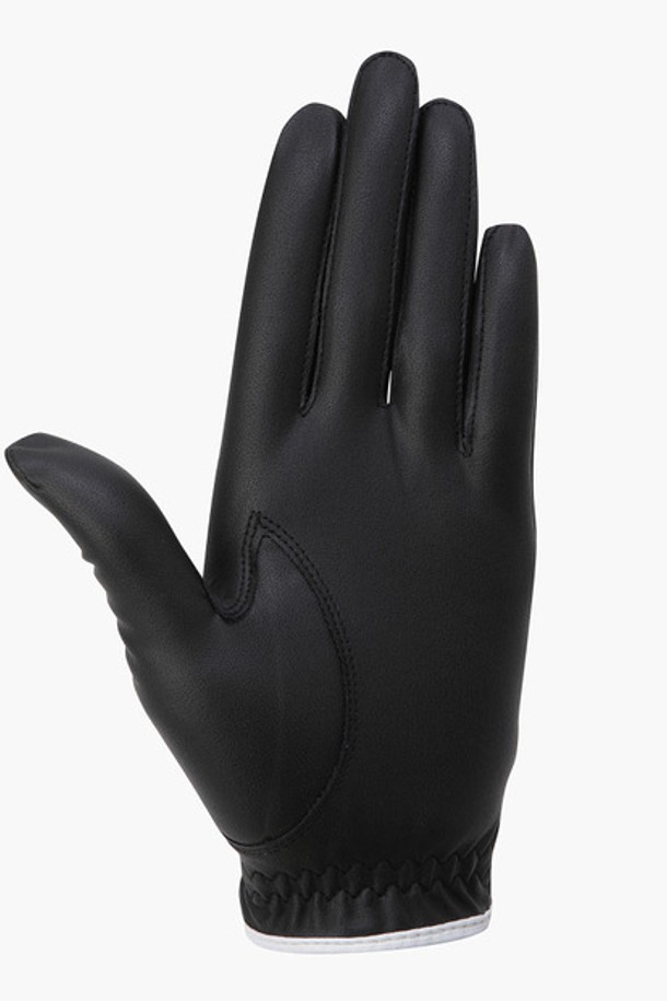 여성 VP7 왼손 골프 장갑 (DP32WFGL81)은 뛰어난 기능성과 스타일을 갖춘 여성 골퍼를 위한 필수 아이템입니다. 합성가죽, 나일론, 폴리우레탄을 사용하여 제작되었으며, 견고하면서도 유연한 착용감을 제공합니다. 왼손 착용용으로, VP7 원단을 사용하여 땀 흡수 및 통기성을 극대화하여 쾌적한 라운딩을 돕습니다. 내부 및 외부 공기 순환 기능을 통해 장시간 착용에도 쾌적함을 유지하며, 스포티, 클래식, 미니멀한 골프룩에 모두 잘 어울립니다. 블랙&그레이(BLKG), 블랙&화이트(BWTG) 두 가지 색상으로 출시되었습니다.
