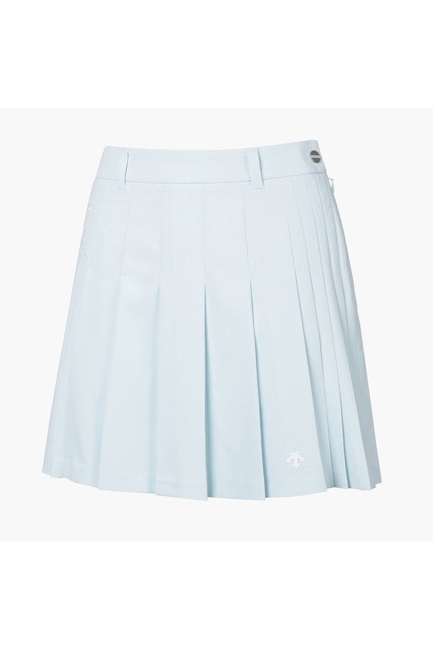 여성 밴드형 플리츠 스커트 (DP22WFSK43)는 시원한 여름철 골프룩을 위한 스포티 무드의 플리츠 스커트입니다. 폴리에스터와 폴리우레탄 혼방 소재로 제작되어 시원한 냉감 촉감과 뛰어난 스트레치, 발수 기능을 제공합니다. 허리 밴딩 처리로 편안한 착용감을 선사하며, 앞판 맞주름과 뒷판 전체 플리츠 디자인으로 활동성을 높였습니다. BBLG, BWTG, LMTG 세 가지 색상으로 출시되어 다양한 스타일 연출이 가능합니다.
