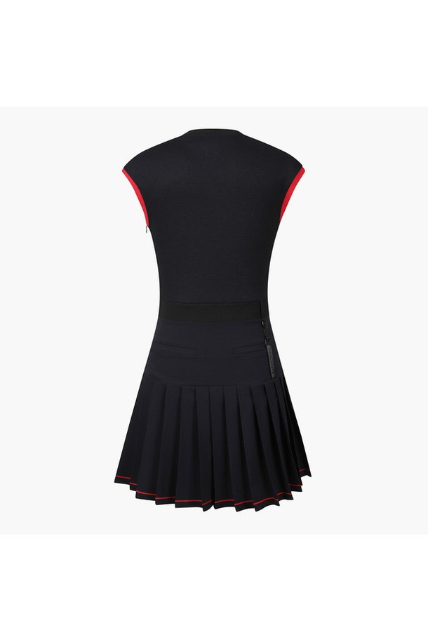 여성 하이넥 하이브리드 원피스 (DP22WFOP51)는 스포티하면서도 미니멀한 스타일을 연출하는 여성 원피스입니다. 부드러운 촉감의 얇은 두께감으로 봄, 여름 시즌에 시원하게 착용 가능하며, 흡습속건 및 냉감 기능성으로 쾌적함을 유지합니다. 하이넥 디자인과 민소매, A라인 플레어 스커트가 어우러져 활동적이면서도 여성스러운 실루엣을 선사합니다. 져지와 우븐 소재를 믹스하여 하이브리드한 매력을 더한 블랙 컬러의 무지 원피스입니다. 레귤러핏으로 편안하게 착용할 수 있으며, 일상에서 스포티한 무드를 연출하기 좋습니다.
