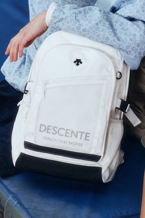 로트 백팩 (23L) 아이보리(SQ123UBP12)