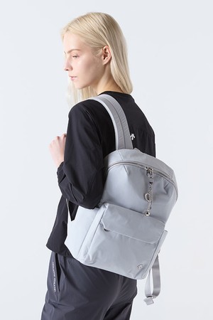 우먼스 데일리 백팩 (12L) 그레이(SQ122UBP10)
