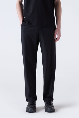 트레이닝 세미 와이드핏 우븐 팬츠 블랙(SQ121TPT11)