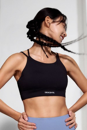 [김민지 착용] 우먼스 숏 브라탑 블랙(SQ122PBR11)