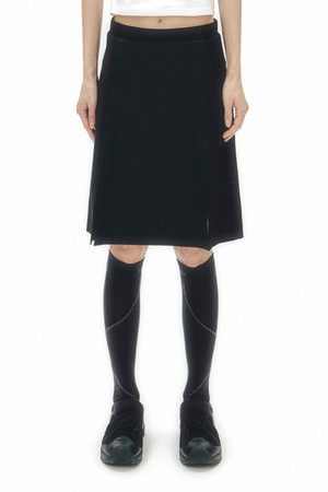 DESCENTE X OJOS Slit Detail Skirt Pants 블랙(SP322HSK99)