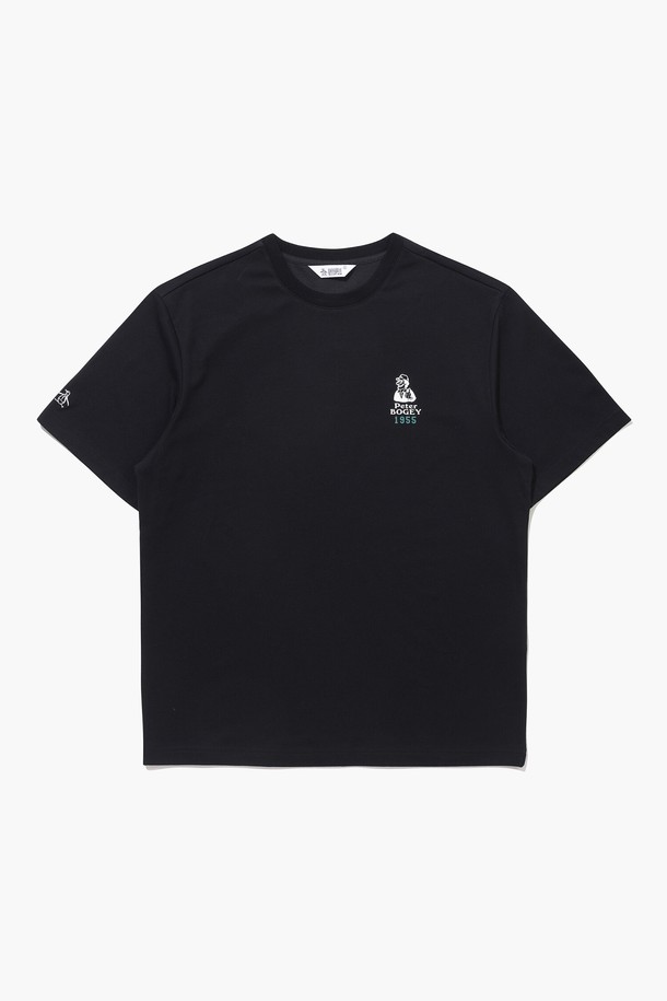 온라인 단독으로 선보이는 공용 피터보기 라운드 티셔츠 블랙(MQ121PTS32)입니다. 면과 폴리에스터 혼방 소재로 제작되어 부드러운 착용감과 쾌적함을 제공하며, 봄, 여름 시즌에 적합합니다. 라운드넥과 레귤러핏으로 디자인되어 편안한 활동성을 보장하며, 데일리룩은 물론 골프룩으로도 활용 가능합니다. 심플한 무지 디자인에 블랙, 다크그레이, 화이트 세 가지 색상으로 출시되어 다양한 스타일을 연출할 수 있습니다. 스포티하면서도 미니멀한 감각을 더해주는 아이템입니다.
