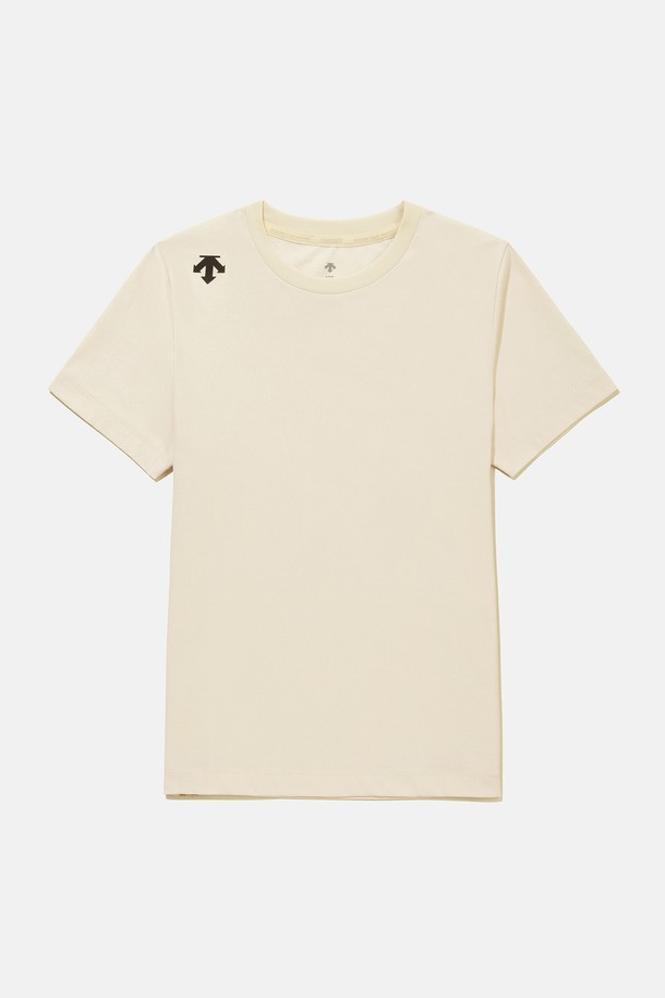 영애슬릿 터프 반팔 티셔츠 아이보리(SQ32JUTS71)는 유아동용으로, 여름철 스포츠 활동이나 트레이닝에 적합한 반팔 티셔츠입니다. 부드러운 촉감의 폴리에스터와 폴리우레탄 혼방 소재로 제작되어 얇고 가벼우며, 뛰어난 신축성과 흡습속건 기능으로 쾌적한 착용감을 제공합니다. 무지 디자인에 레귤러핏 라운드넥 스타일로, 고신축 원사의 프라임플렉스 소재를 사용하여 형태 안정성이 우수합니다.
