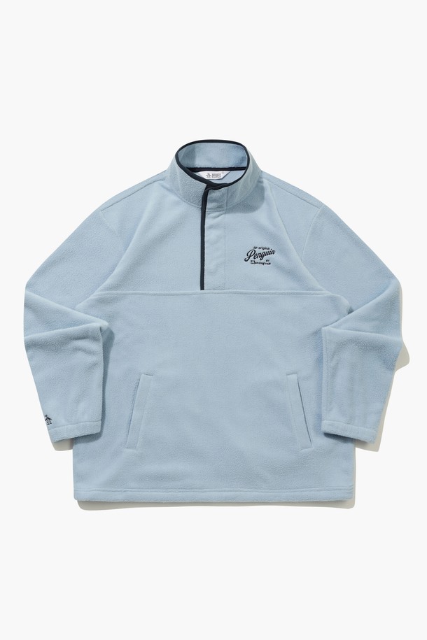 남성 플리스 반집업 티셔츠 라이트블루 MQ421PTLO1은 가을, 겨울 시즌에 착용하기 좋은 남성용 티셔츠입니다. 부드러운 촉감의 플리스 소재로 제작되어 보온성이 뛰어나며, 일상과 골프 활동 모두에 적합합니다. 레귤러 핏에 긴소매, 반집업 네크라인 디자인으로 스포티하면서도 캐주얼한 스타일을 연출합니다. 라이트 블루 컬러에 무지 패턴으로 미니멀한 매력을 더했습니다. 두꺼운 두께감으로 따뜻하게 착용할 수 있는 남성 플리스 반집업 티셔츠입니다.
