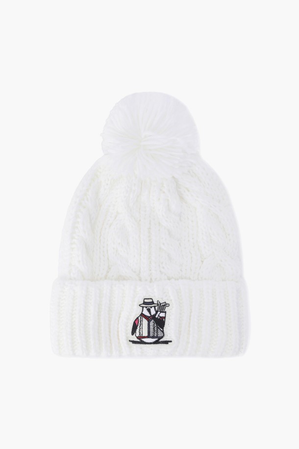 여성 70주년 케이블 비니 MQ412LCPN4는 골프, 일상 등 다양한 TPO에 활용 가능한 비니입니다. 부드러운 촉감의 아크릴 소재로 제작되었으며, 가을과 겨울에 착용하기 좋습니다. 두꺼운 두께감으로 보온성을 높였으며, 케이블 패턴과 로고 디자인 장식이 특징입니다. 70주년 기념 제품으로, 클래식, 미니멀, 캐주얼 스타일을 즐기는 여성에게 추천합니다. 모자 깊이는 23cm입니다.
