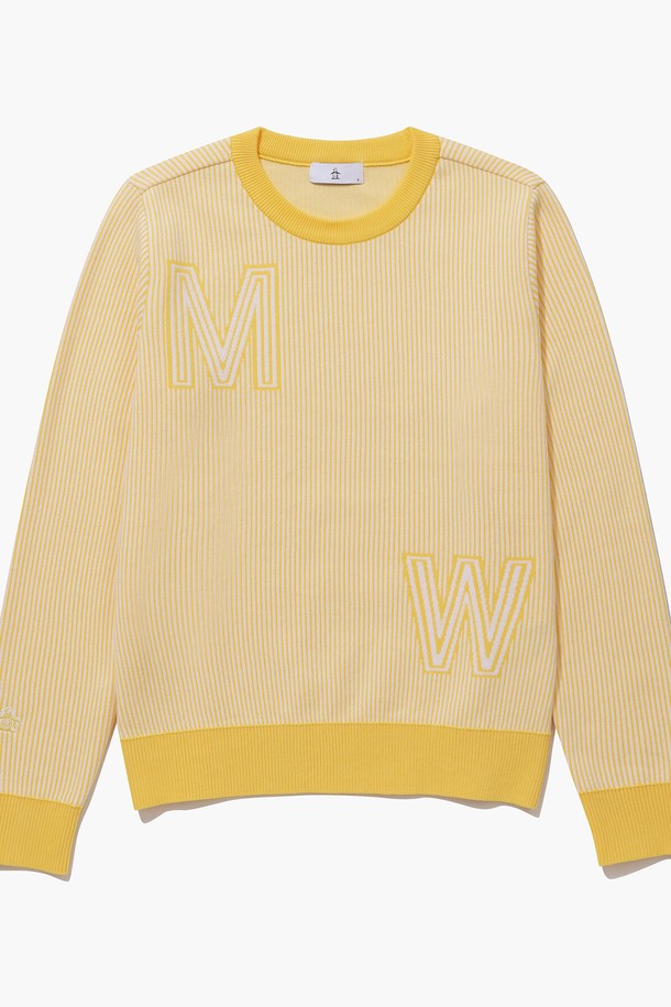 여성 엘로우 로고 포인트 스웨터(MQ122LSW16)는 골프 및 일상에서 활용 가능한 여성용 스웨터입니다. 부드러운 면 소재로 제작되어 봄, 가을에 편안하게 착용할 수 있습니다. 옐로우 컬러에 로고 포인트 디자인이 스포티하고 캐주얼한 스타일을 연출하며, 레귤러핏과 라운드 넥, 긴 소매, 크롭 기장으로 활동성을 높였습니다. 얇은 두께감으로 간절기 레이어드 연출에도 용이합니다.
