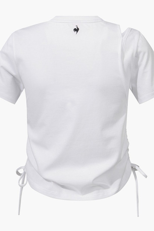 여성 컷아웃 레이어드 셔링 반팔 티셔츠 - 화이트(QQ222ORS46)는 부드러운 면과 폴리에스터 혼방 소재로 제작되어 흡습 기능이 뛰어나 쾌적한 착용감을 선사합니다. 라운드넥, 반소매 기장의 루즈핏 크롭 티셔츠로 컷아웃 디테일, 레이어드 디자인, 셔링 및 스트링 디테일이 특징입니다. 캐주얼, 스포티, 미니멀 스타일을 모두 소화할 수 있으며, 일상, 스포츠, 여행 등 다양한 TPO에 활용 가능합니다. 얇은 두께감으로 봄, 여름 시즌에 시원하게 즐길 수 있는 여성 반팔 티셔츠입니다. 화이트, 블랙 두 가지 색상으로 출시되었습니다.
