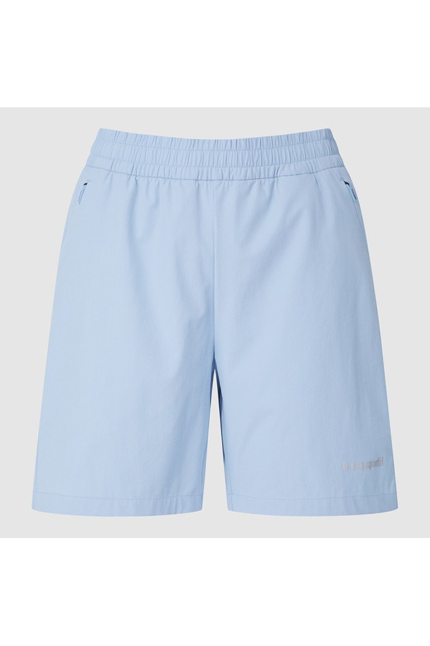 유니 라이트벤쳐 경량 나일론스판 4부 숏팬츠는 남녀 모두 착용 가능한 유니섹스 제품으로, 봄, 여름 시즌에 적합한 얇고 가벼운 숏팬츠입니다. 나일론과 폴리우레탄 혼방 소재로 제작되어 신축성이 뛰어나고 생활 방수 기능까지 갖춰 활동적인 스포츠 활동은 물론 일상에서도 편안하게 착용할 수 있습니다. 베이직하고 스포티한 스타일의 레귤러핏 4부 숏팬츠로, 블랙, 블루, 그레이 세 가지 컬러로 제공됩니다.
