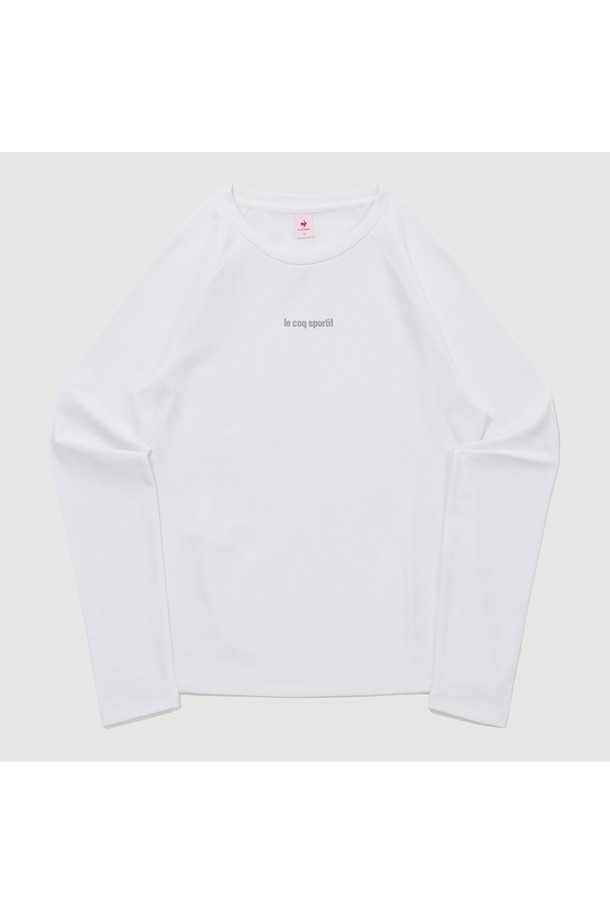 여성 슬림핏 인도어(indoor) 기능성 약기모 긴팔 티셔츠 - 화이트(QQ412ORLO1)입니다. 부드러운 촉감의 폴리에스터, 폴리우레탄 혼방 소재로 제작되었으며, 가을, 겨울철 집콕룩을 위한 베이직 스타일의 티셔츠입니다. 라운드넥에 긴소매 기장으로, 슬림핏 디자인의 무지 패턴이 특징입니다. 안감은 약기모 처리되어 포근한 착용감을 선사하며, 두꺼운 두께감으로 보온성을 높였습니다. 미니멀, 캐주얼, 클래식 스타일을 즐겨 입는 고객에게 적합합니다.
