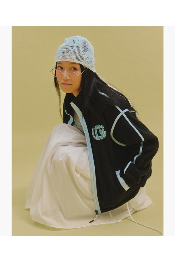 상품 슬라이드 이미지 1