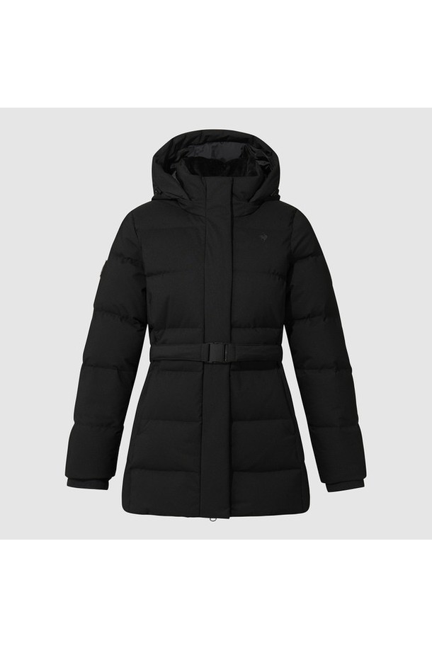 여성 레귤러핏 중기장 구스 다운 재킷 - 블랙 QQ422ODJN1은 겨울철 보온성을 책임지는 필수 아이템입니다. 부드러운 촉감의 폴리에스터, 나일론 혼방 소재와 거위 솜털, 거위 깃털 충전재로 제작되어 가볍고 따뜻합니다. 베이직한 디자인에 무지 패턴, 벨트 디테일과 후드 디자인이 더해져 다양한 스타일링을 연출할 수 있습니다. 출근룩과 여행룩에 모두 잘 어울리며, 미니멀, 클래식, 캐주얼 등 폭넓은 스타일을 소화합니다. 
