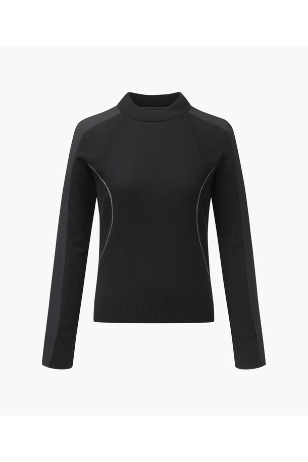 여성 하이브리드 방풍 풀오버 DQ42WFKPOK는 골프 및 일상생활에서 스포티한 스타일을 연출할 수 있는 겨울철 방풍 풀오버입니다. 부드러운 울, 나일론, 폴리에스터 혼방 소재로 제작되어 보온성과 가벼운 착용감을 제공하며, 하프넥 디자인과 긴소매, 레귤러핏으로 편안한 착용감을 선사합니다. 무지 패턴에 블랙, 아이보리 그레이 컬러로 출시되어 다양한 의상과 매치하기 용이합니다. 우븐 소재와 다른 조직 디테일이 돋보이는 하이브리드 디자인으로, 필드 위는 물론 일상에서도 세련된 스타일을 연출해보세요.
