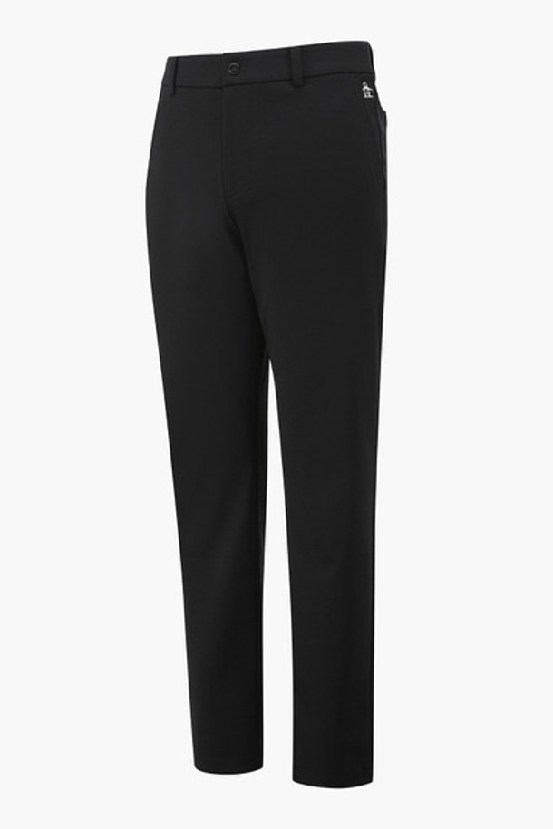 남성 스트레이트핏 저지 팬츠(MQ121MPT31)는 골프 및 일상에서 활용 가능한 남성용 저지 팬츠입니다. 블랙 컬러의 베이직한 디자인으로 캐주얼, 미니멀, 스포티한 스타일을 연출합니다. 면, 나일론, 폴리우레탄 혼방 소재로 제작되어 부드러운 촉감과 우수한 신축성, 회복력을 제공합니다. 사계절 내내 착용 가능하며, 세탁 후 틀어짐과 착용 후 늘어짐을 최소화하여 오랫동안 핏을 유지합니다. 로고 패턴이 돋보이는 스트레이트핏 긴바지로, 편안함과 스타일을 동시에 잡았습니다.
