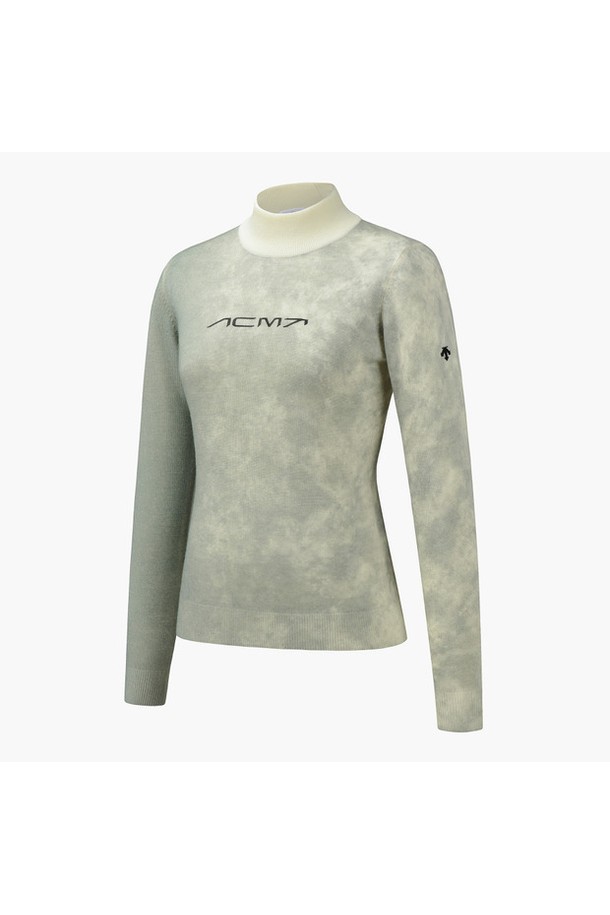 아크먼트(ACMT) 여성 그라데이션 프린트 풀오버 DQ41WFKPOD는 울 100% 원사로 제작되어 부드러운 촉감을 선사하는 여성 풀오버입니다. 가을과 겨울에 따뜻하게 입을 수 있으며, 가벼운 착용감과 독특한 갤럭시 프린트 패턴이 특징입니다. 라운드넥과 레귤러핏 디자인으로 베이직하면서도 세련된 스타일을 연출하며, 골프, 일상 등 다양한 TPO에 활용 가능합니다. 클래식, 미니멀, 캐주얼 스타일을 즐겨 입는 여성분들께 추천합니다. 긴 소매 기장의 레귤러 기장으로 편안하게 착용할 수 있습니다.
