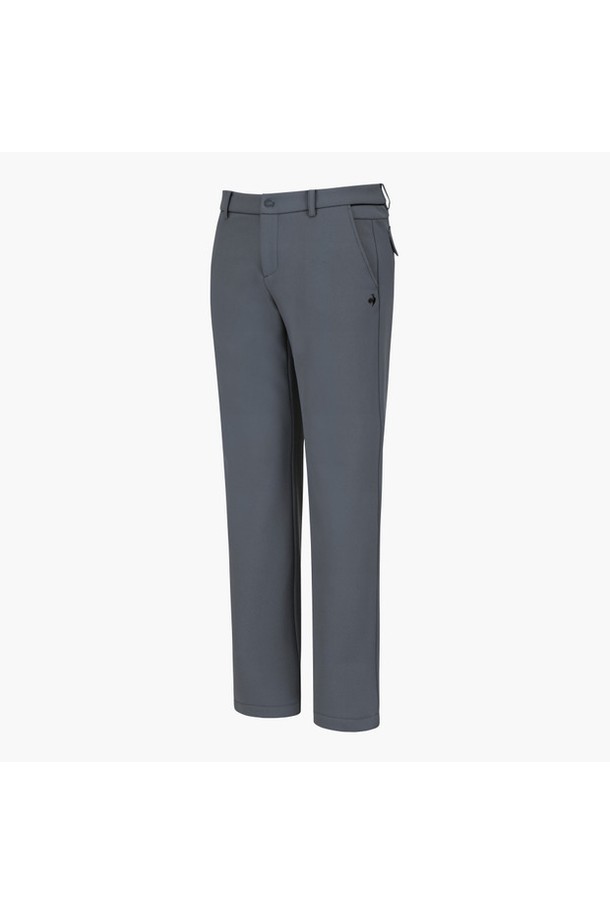 남성 본딩 스트레이트 팬츠 _CHCL GQ421MPTN1는 가을과 겨울에 착용하기 좋은 남성용 바지입니다. CHCL과 BLCK 두 가지 색상으로 제공되며, 골프 및 일상용으로 모두 활용 가능합니다. 폴리에스터, 나일론, 폴리우레탄 혼방 소재로 제작되어 부드러운 촉감을 선사하며, 두꺼운 두께감과 본딩 처리로 보온성을 높였습니다. 레귤러핏 스트레이트 스타일로, 베이직하면서도 스포티한 무드를 연출합니다. 골프룩에 특히 잘 어울리는 제품입니다.
