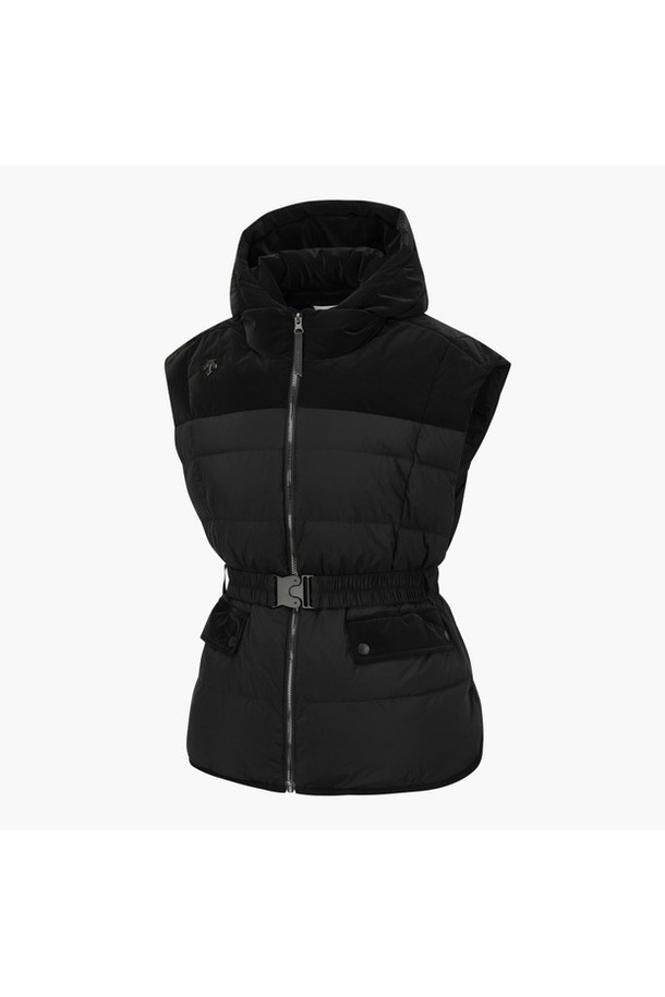 여성 루즈핏 다운 베스트 DQ42WFDVO4는 겨울철 골프 및 일상생활에서 스포티한 스타일을 연출할 수 있는 여성용 다운 베스트입니다. 나일론, 거위솜털, 거위깃털을 사용하여 부드럽고 매끄러운 촉감을 선사하며, 두꺼운 두께감으로 뛰어난 보온성을 제공합니다. 엉덩이를 덮는 기장에 지퍼형 여밈 방식으로 편안하게 착용할 수 있으며, 후드 라이너 탈부착 및 광택감으로 포인트를 더했습니다. 루즈핏 디자인으로 체형 커버 기능까지 갖춰 겨울철 데일리룩과 골프룩에 모두 활용하기 좋습니다. BLKG, LGYG 두 가지 컬러로 출시되었습니다.
