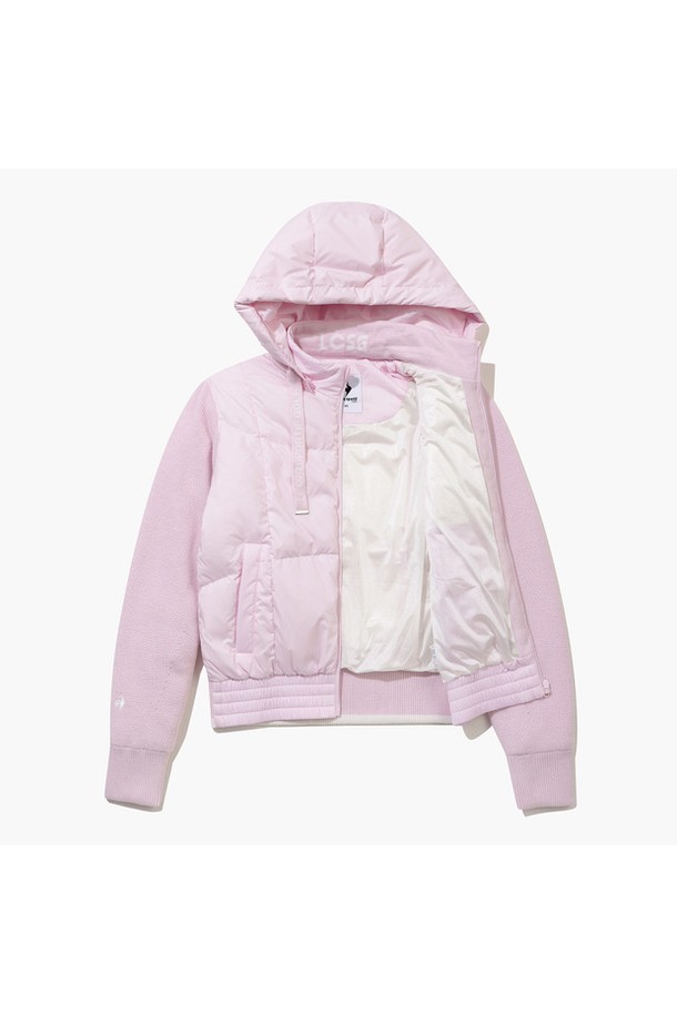 여성 후드 스웨터 경량 다운 점퍼 _LPNK GQ422LKCO1은 가을, 겨울 시즌에 골프 및 일상에서 활용하기 좋은 아우터입니다. LPNK, CREM 두 가지 색상으로 제공되며, 스포티하고 캐주얼한 스타일을 연출합니다. 무지 디자인에 레귤러핏으로 편안하게 착용 가능하며, 집업 방식으로 간편하게 여밀 수 있습니다. 아크릴, 나일론, 모, 폴리에스터, 오리솜털, 오리깃털 혼방 소재로 제작되어 부드러운 촉감과 뛰어난 보온성을 자랑하며, 경량 후드 다운 점퍼로 가볍게 걸치기 좋습니다. 크롭 기장과 긴 소매 디자인이 특징입니다.
