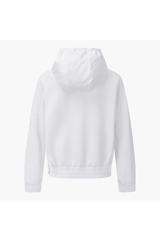 아크먼트(ACMT) 여성 후드 티셔츠 DQ42WFTLOB는 여성 골프 및 일상생활에 적합한 상의입니다. 부드러운 촉감의 폴리에스터, 면, 폴리우레탄 혼방 소재로 제작되어 봄, 여름, 가을에 착용하기 좋습니다. 레귤러핏에 넉넉한 후드 디자인과 아웃포켓 디테일이 돋보이며, 무지 스타일로 스포티 및 캐주얼 룩을 연출할 수 있습니다. 얇은 두께의 긴소매 후드 티셔츠로, 활동적인 골프룩을 완성해 보세요.
