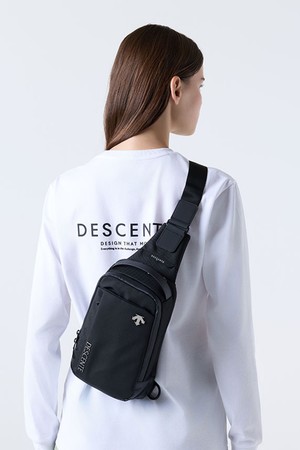 미디엄 하디 슬링백 블랙(SQ323UBG72)