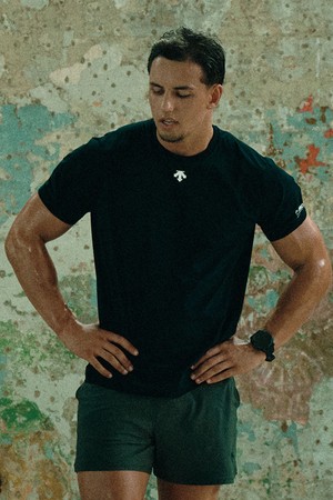 트레이닝 반팔 티셔츠 블랙(SQ321TTS82)