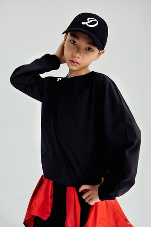 영애슬릿 스몰 로고 우븐 맨투맨 블랙(SQ32JUWH75)