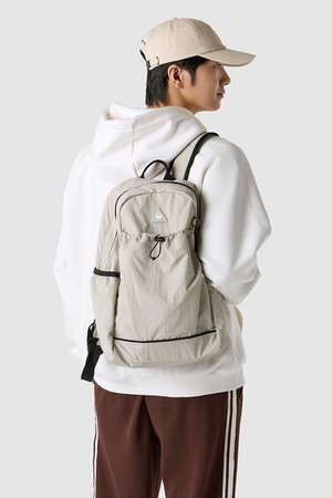 경량 데일리 백팩 - 베이지(QQ323ABP81)