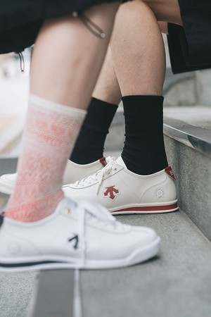 크론템포 클래식 레드 베이지(SQ313LSN71)