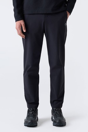 듀얼리스 테이퍼드 팬츠 블랙(SQ321DPT92)