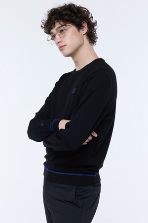 남성 에센셜 라운드 긴팔 스웨터 (GQ321MKP99)_BLACK-a