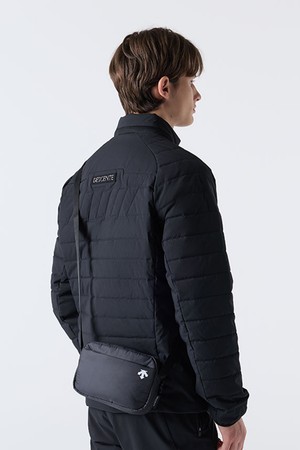 스몰 패디드 크로스백 블랙(SQ323UBG90)