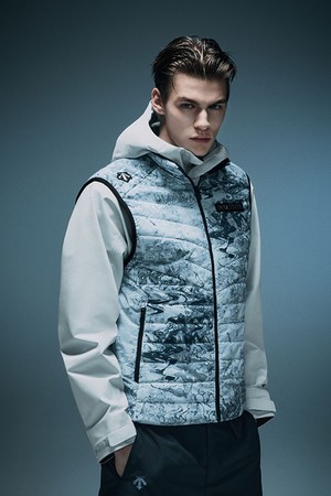 디펜더 스노우스톰 경량 패딩 베스트 패턴 SQ321SPV96