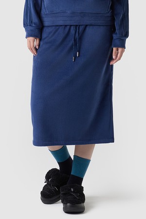 여성 루즈핏 벨듀로이 미디기장 스커트 - 네이비 QQ422OSKO3