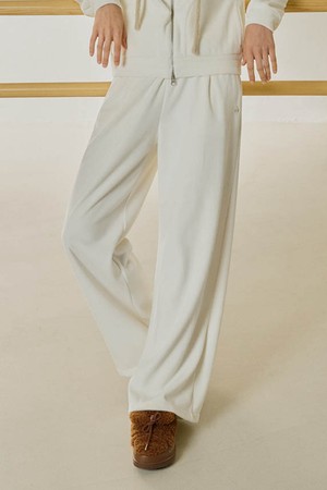 여성 루즈핏 벨듀로이 팬츠 - 아이보리 QQ422OFPO3
