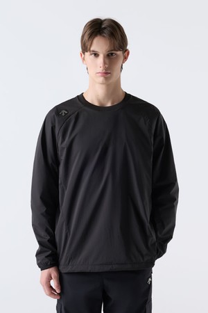 디펜더 라이닝 우븐 맨투맨 블랙 SQ421SWHN6