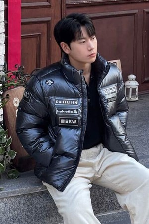 스위스 스키 스탠드넥 다운 자켓 네이비 SQ423SDJO2