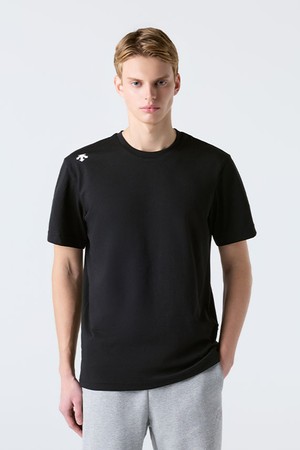 컴포트핏 백그래픽 반팔 티셔츠 블랙 SR123UTS16